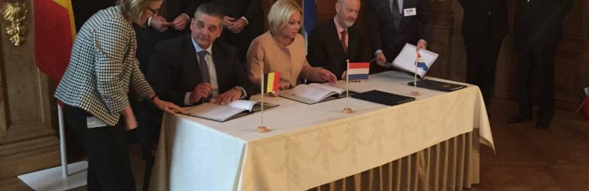 De Ondertekening: foto: Defensie.nl